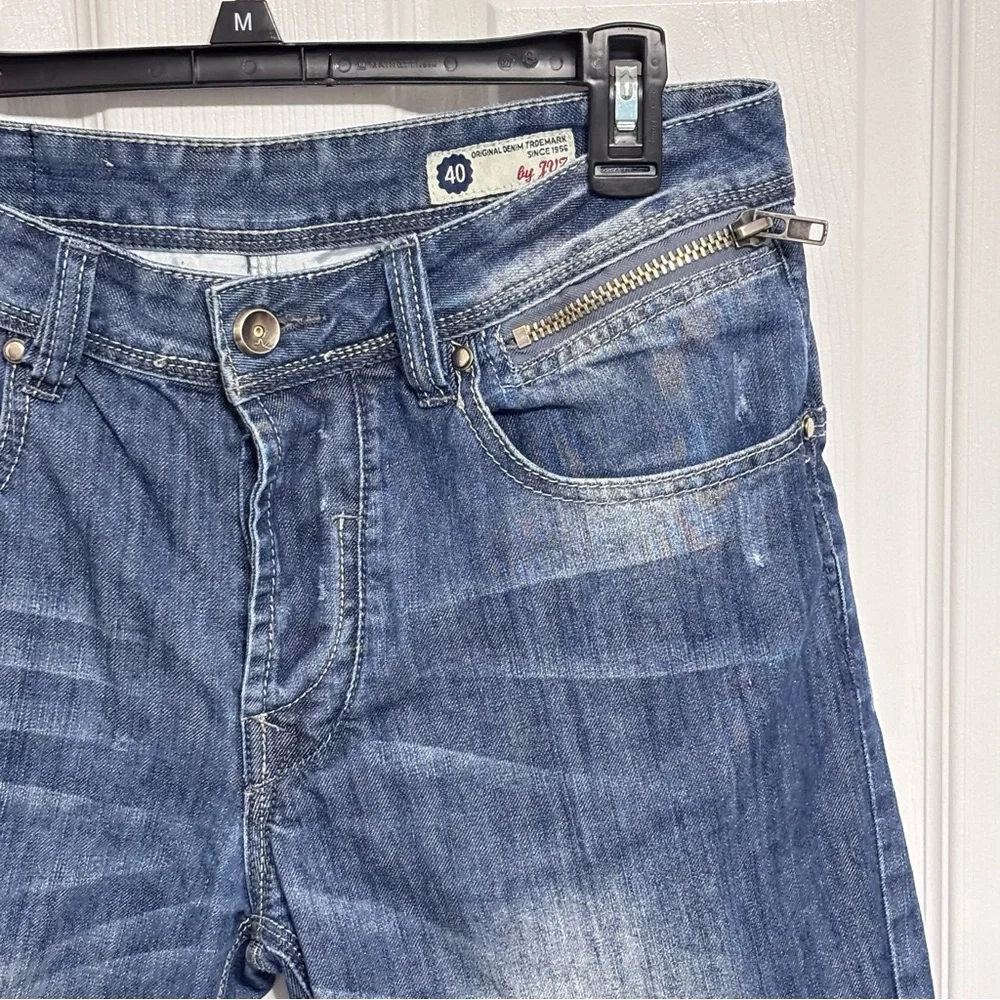 Original Denim Brand JVZ Men's Medium Wash Blue Denim Jeans Shorts Waist 31